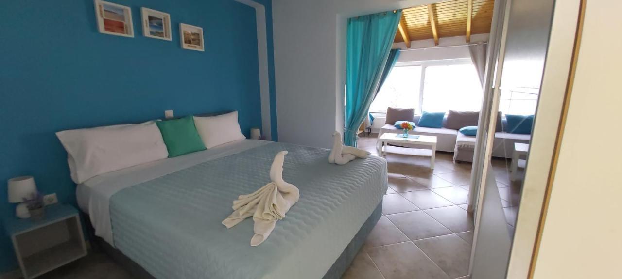 Gikas Apartments Agios Stefanos Avliotes  Eksteriør billede